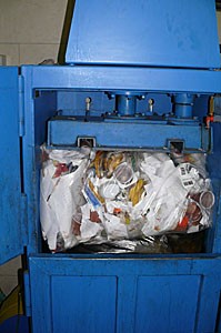 Пресс для мусора